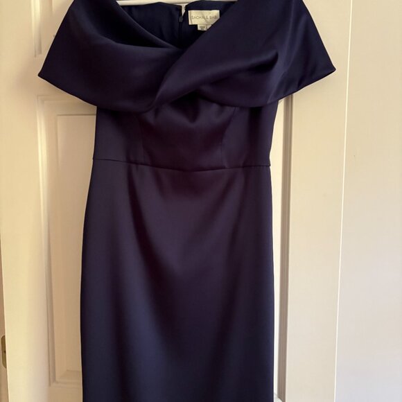 Sachin & Babi Viveca Gown, Navy Blue, Size 6 - Picture 3 of 6